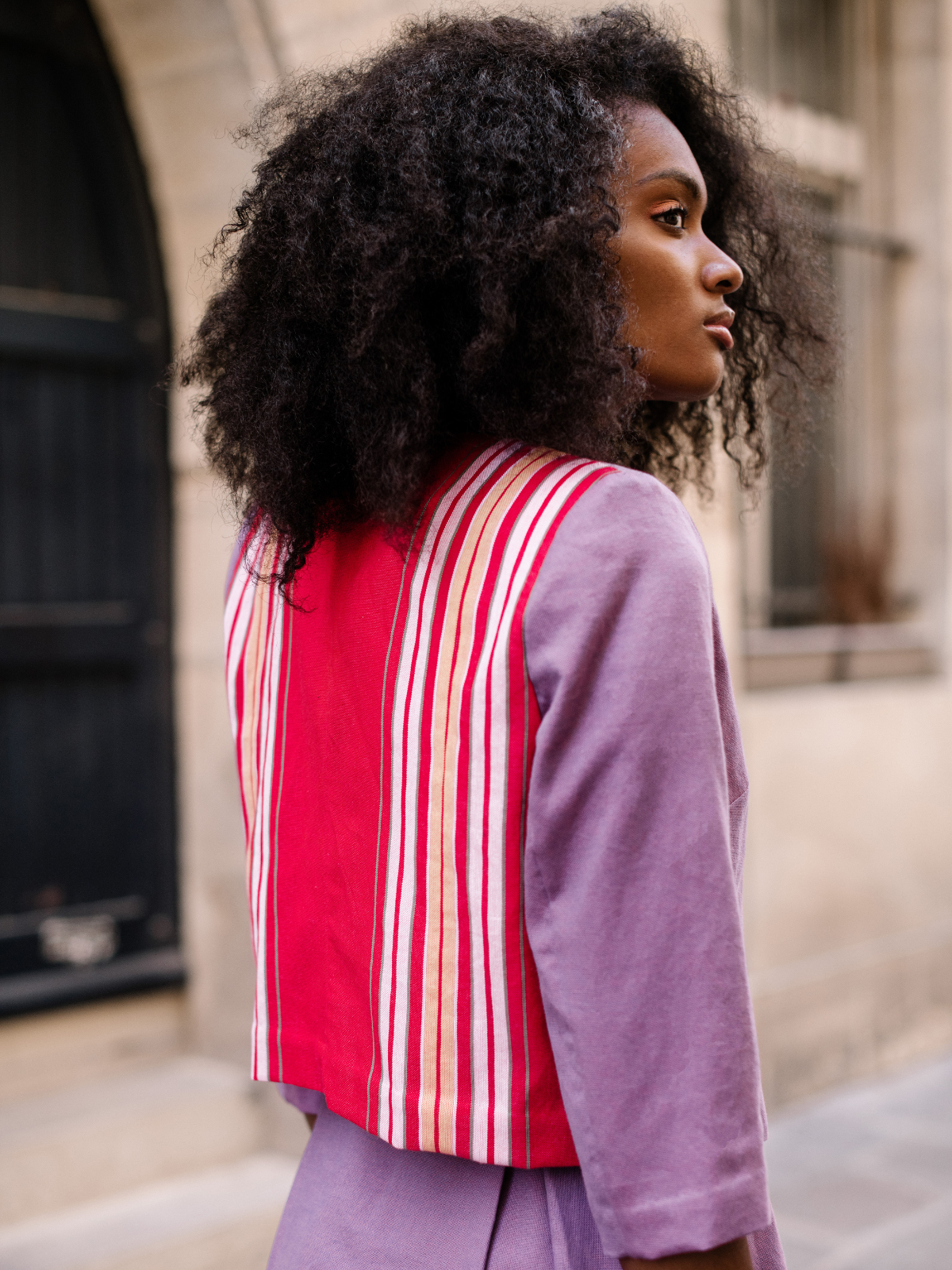 Mila, a short dress and its light jacket