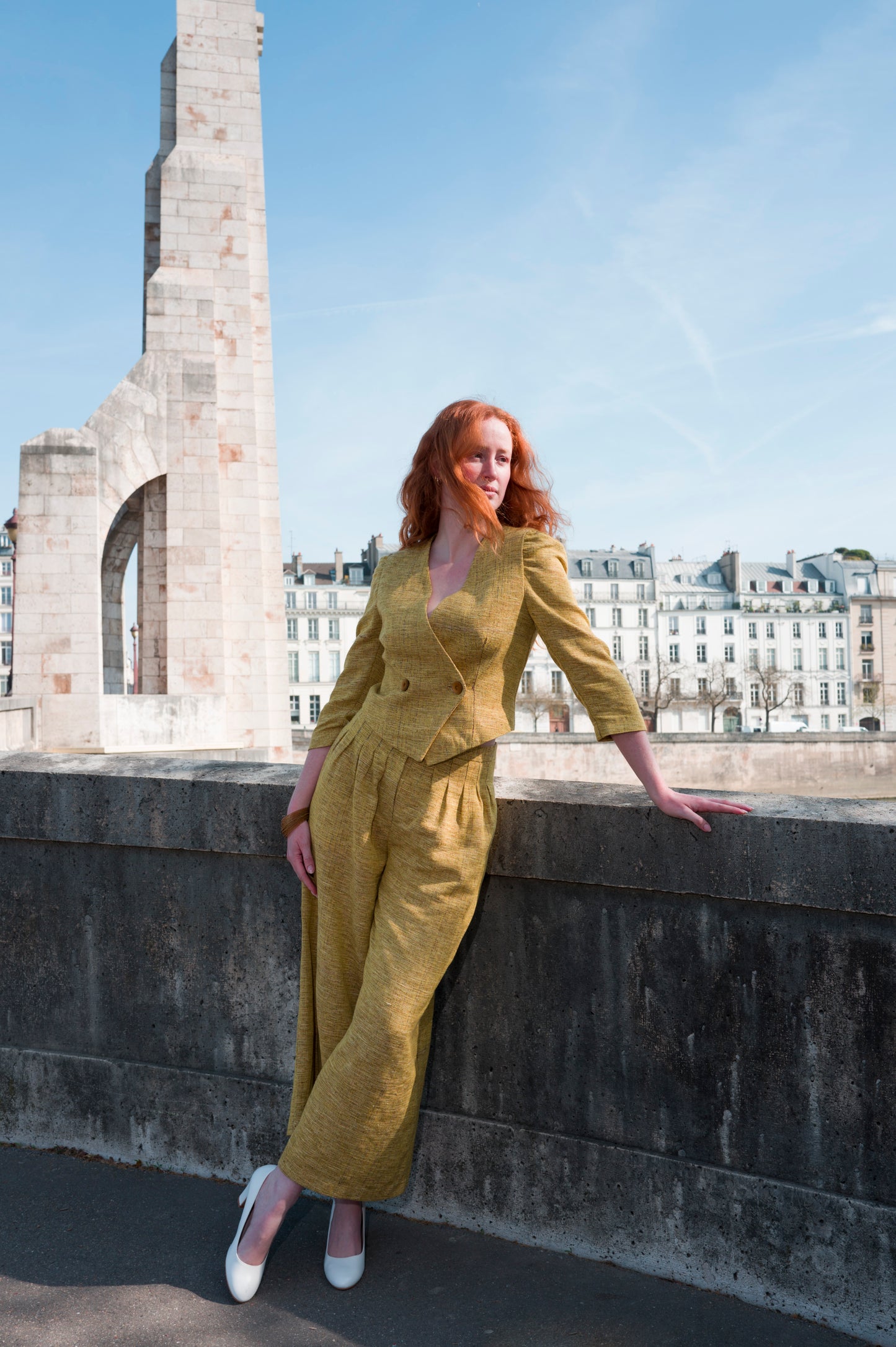 Winam trousers and its stylish fitted top